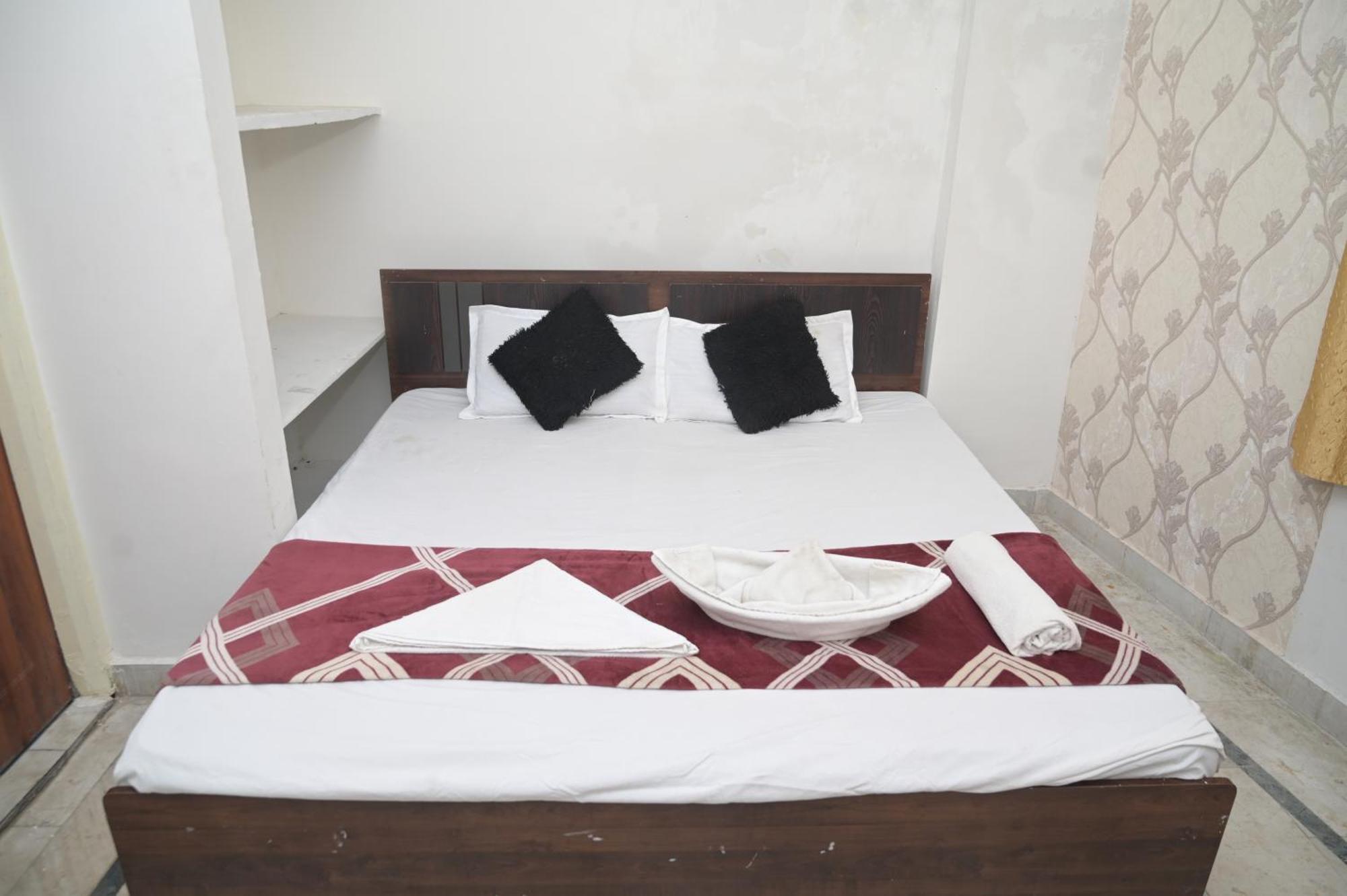 Rk Hotel Rooms Raipur  Bagian luar foto