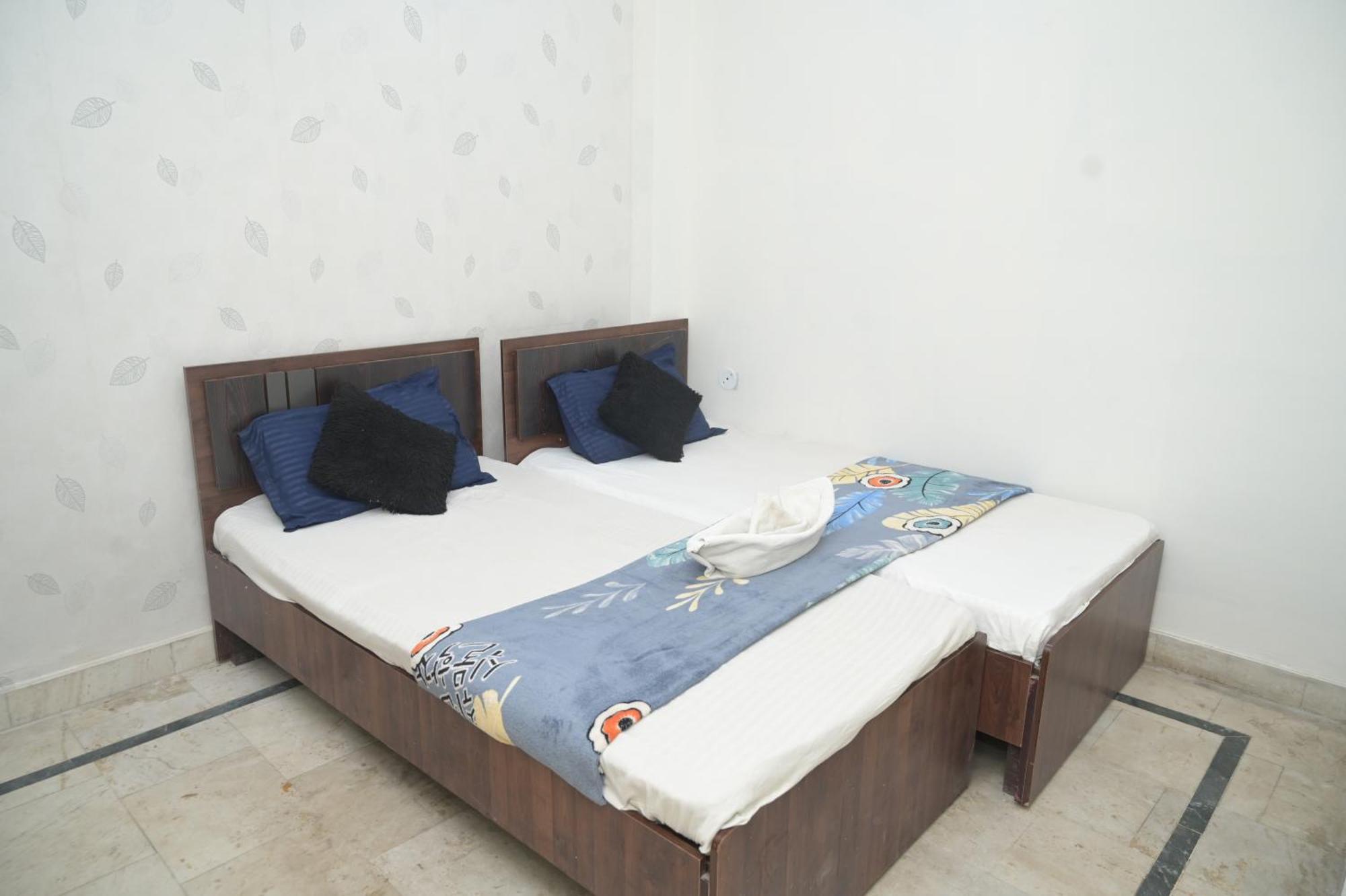 Rk Hotel Rooms Raipur  Bagian luar foto
